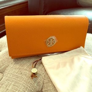 NWOT Tori Burch Sunglasses Case